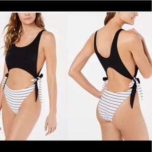 NWT!!! ROXY ‘Summer Delight’ One Piece Sz L $90